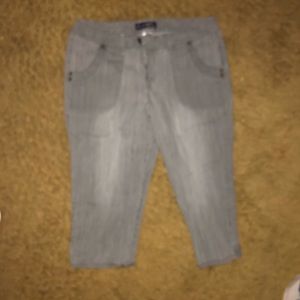 Capri jean pants